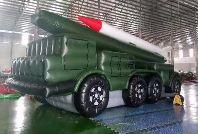 金湾小型导弹车